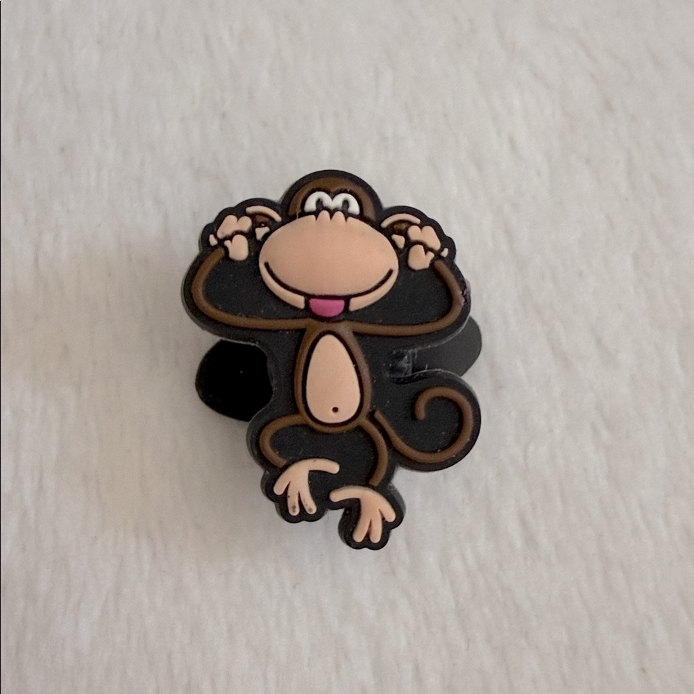 {VTG} Shoe-Doodles | 2007 Shoe Charm Monkey Tongue Out Crocs Jibbitz Sandals